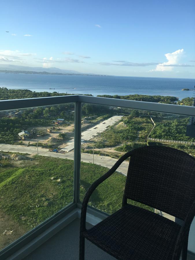 Mactan Newtown Seaview At One Pacific Residence Мактан Экстерьер фото